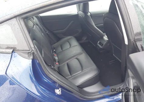 2021 Tesla Model 3 Long Range Dual Motor All-Wheel Drive z USA, uszkodzony, nr VIN 5YJ3E1EB5MF028236